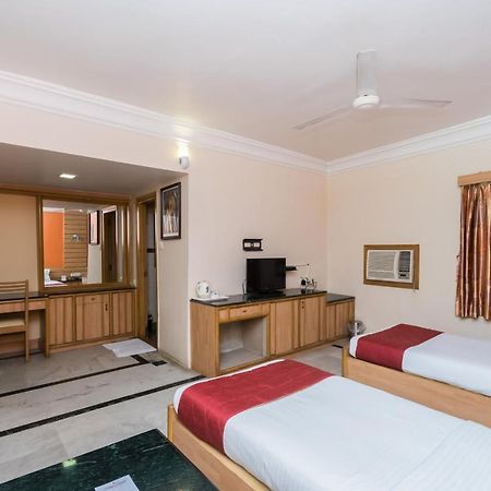 Kings Crown Vip Road Hotell Kolkata Eksteriør bilde
