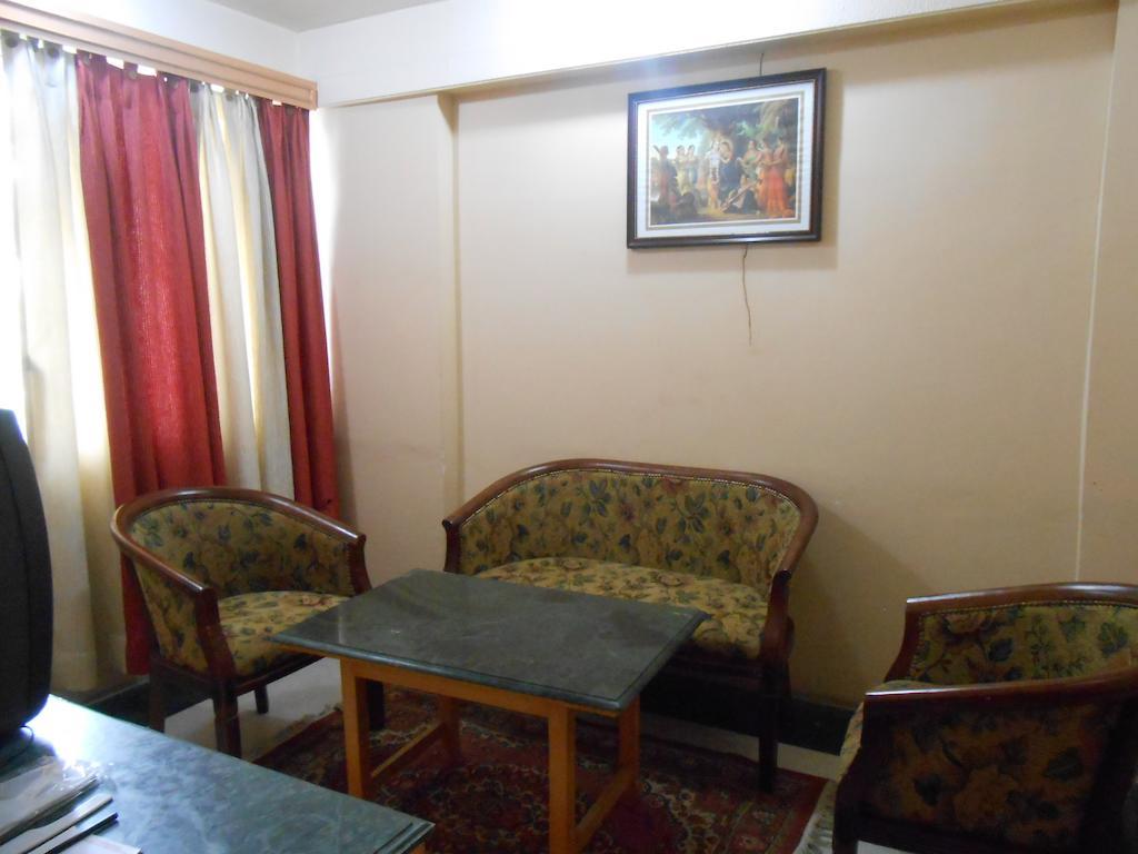 Kings Crown Vip Road Hotell Kolkata Eksteriør bilde