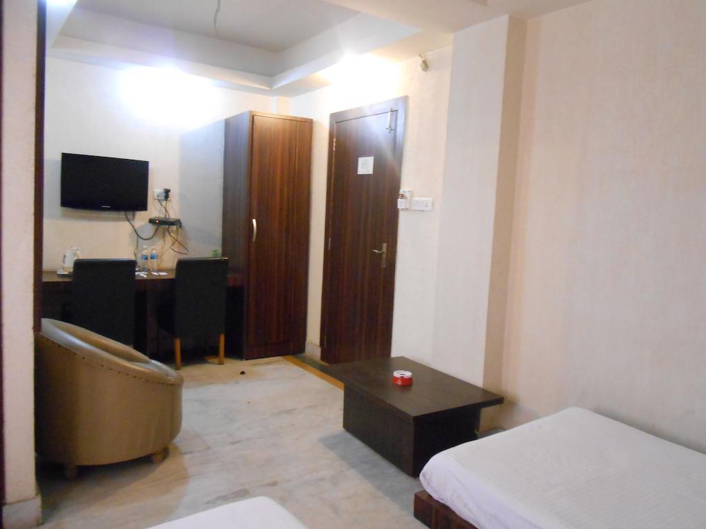 Kings Crown Vip Road Hotell Kolkata Eksteriør bilde